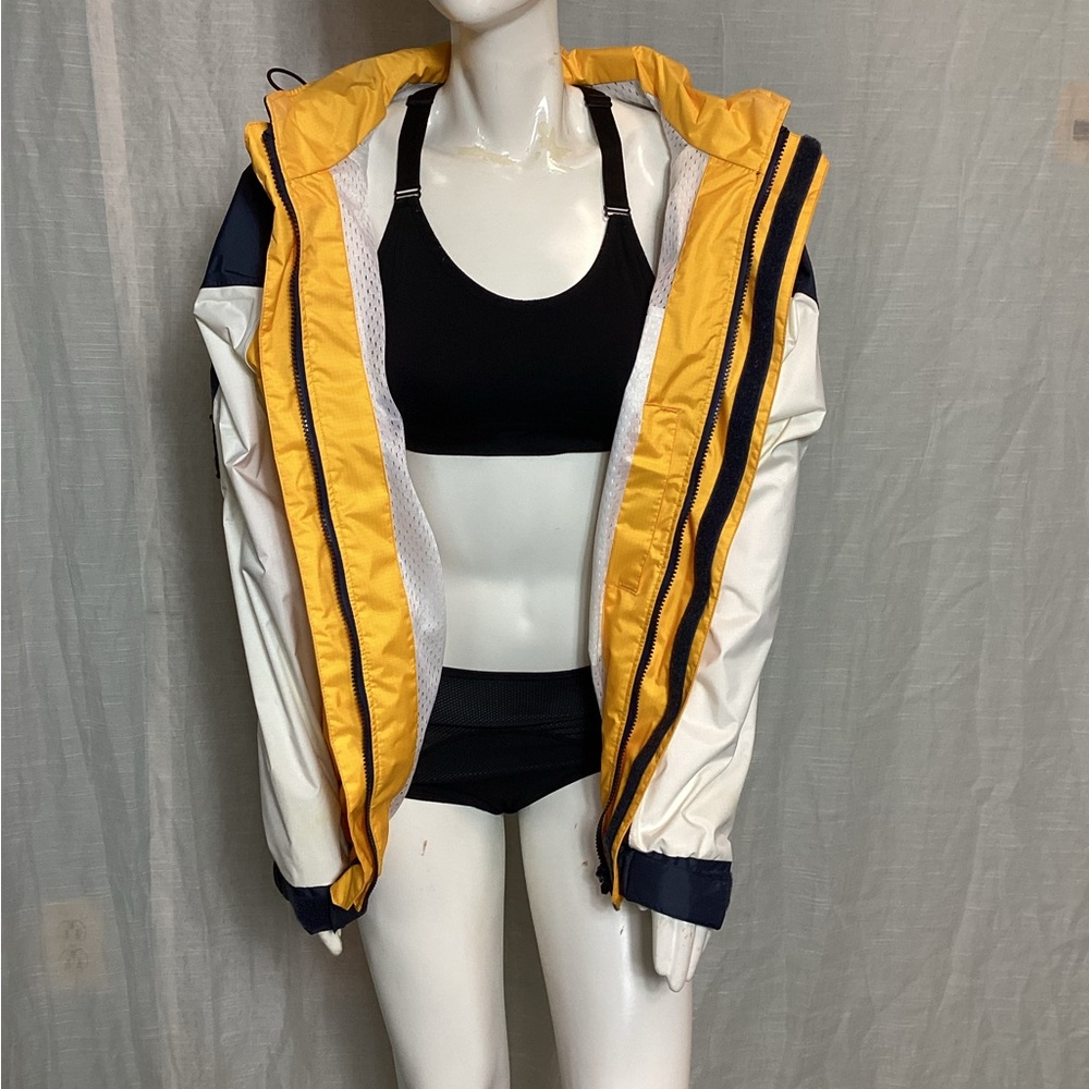 Gill O2 breathable sailing jacket; Size: small - Picture 2 of 16